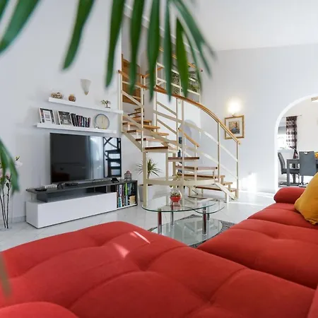 Sanda With Private Pool Вилла *