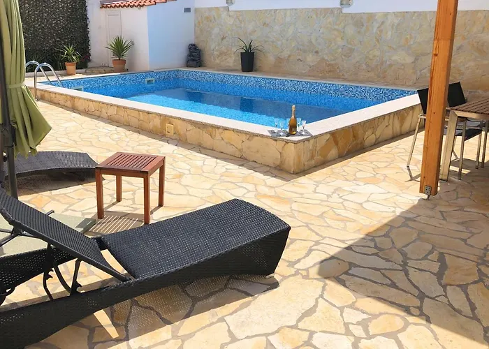 Sanda With Private Pool * Задар