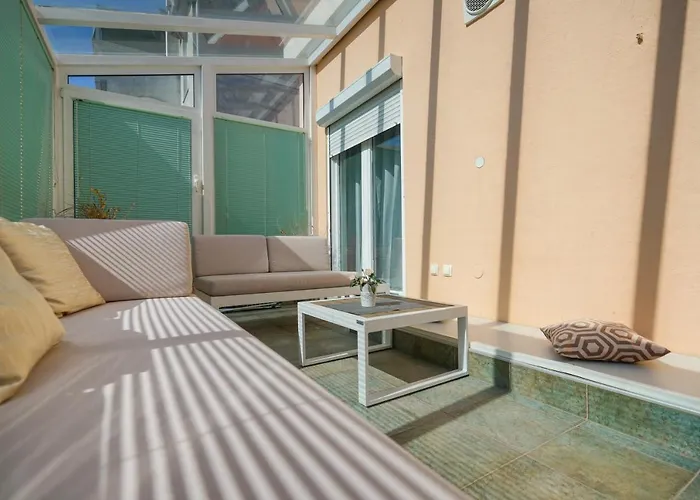 Sanda With Private Pool Zara