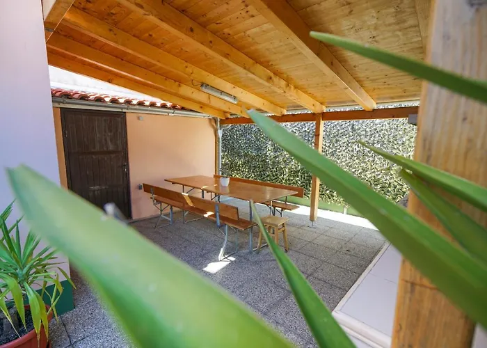 Вилла Sanda With Private Pool Задар