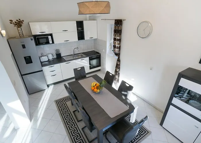 Sanda With Private Pool Вилла *