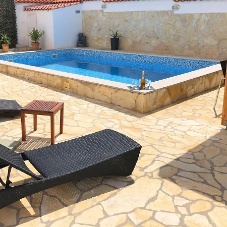 Sanda With Private Pool * Zadar