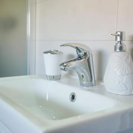 Sanda With Private Pool Vila