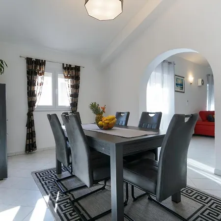 Vila Sanda With Private Pool *