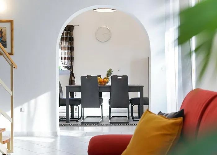 Sanda With Private Pool