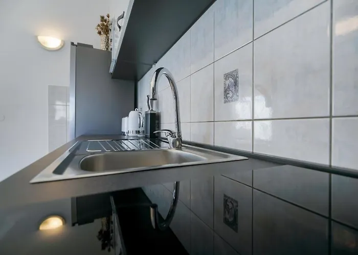 Sanda With Private Pool Zadar